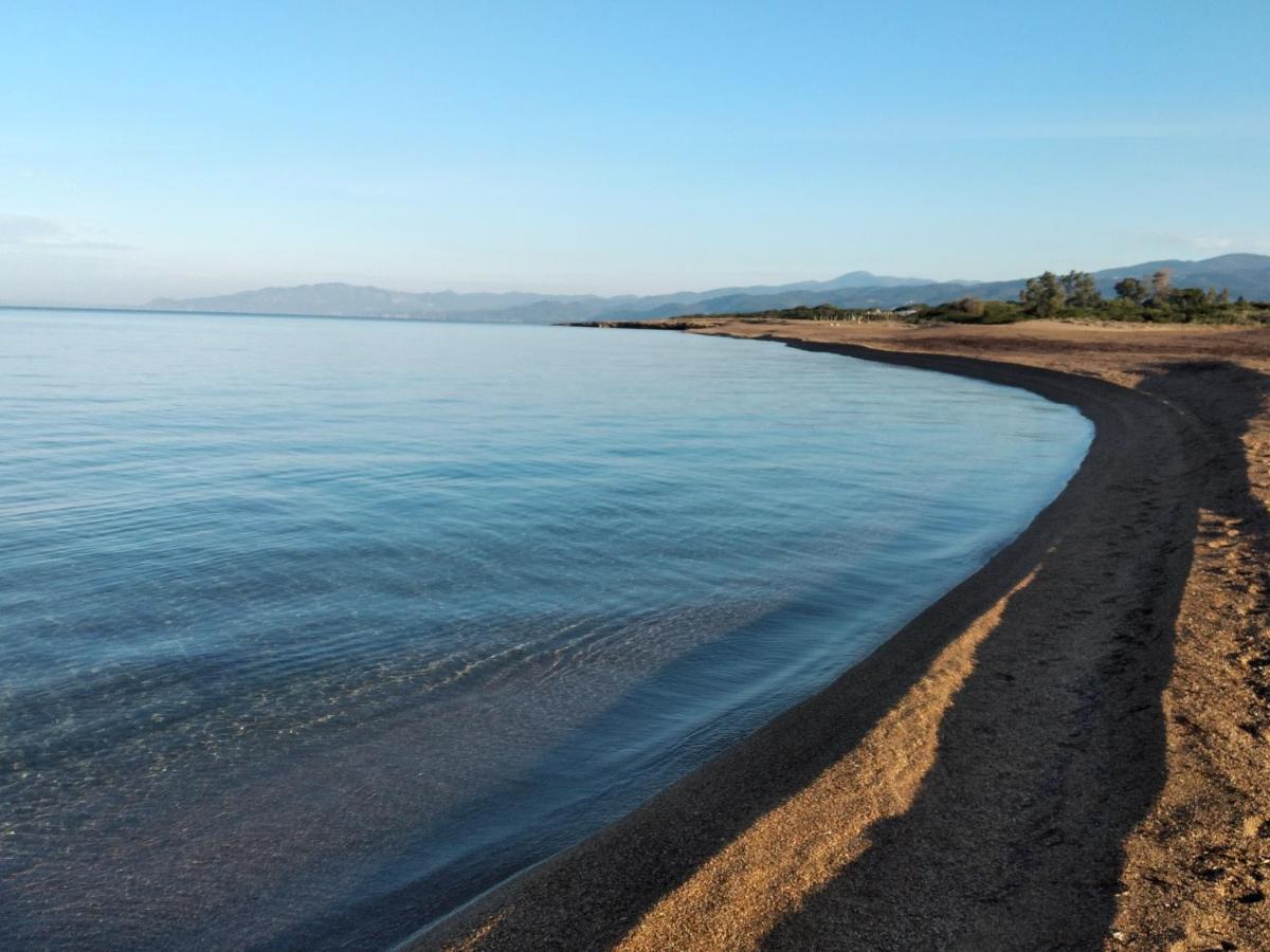 Tzanetos Seaside Villa Kyparissía Eksteriør bilde